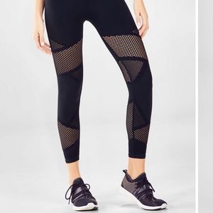 FABLETICS- HIGH-WAISTED LEGGINGS - NWT